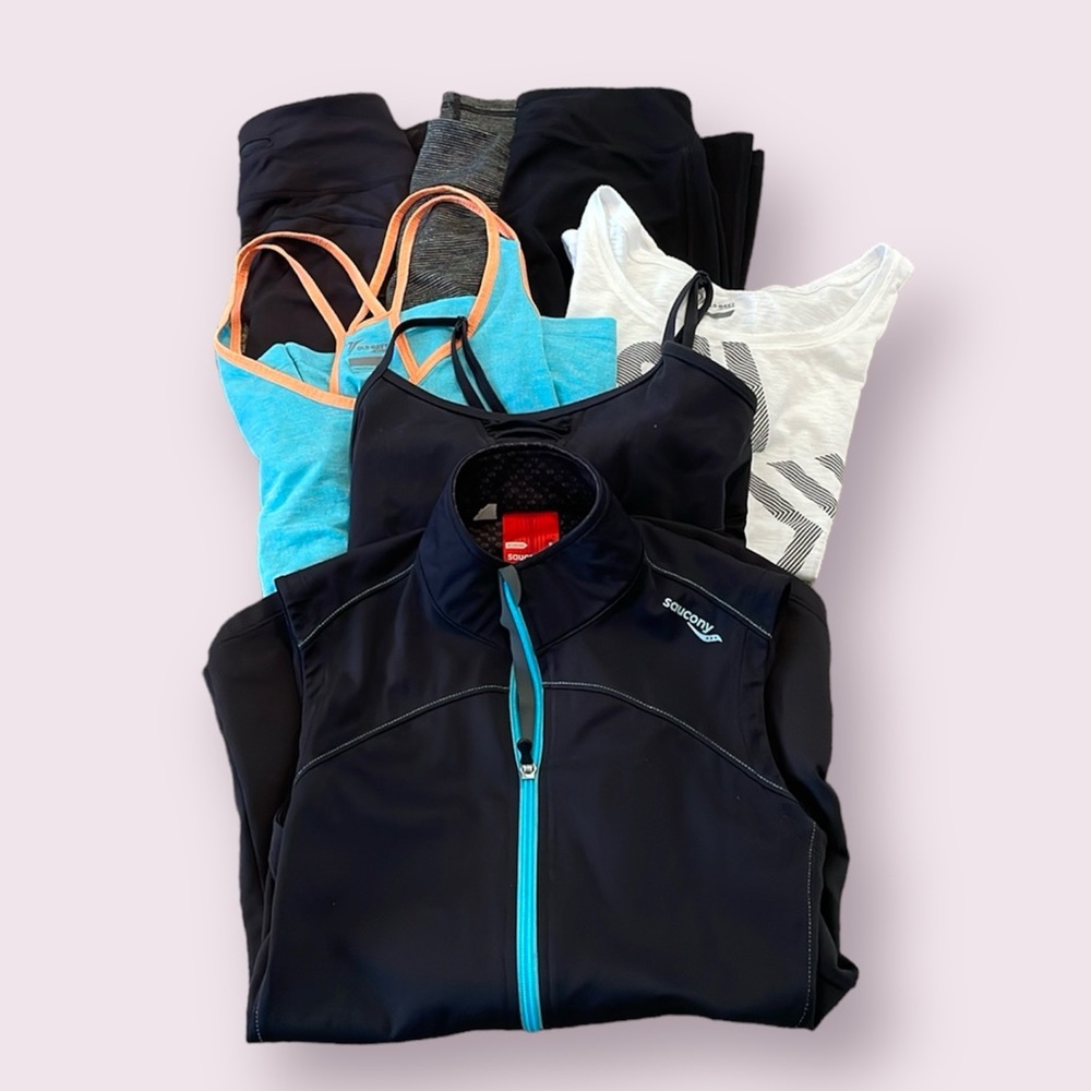 Bundle Athletic Workout Capri Yoga Pants Tops and Jacket Size Small
